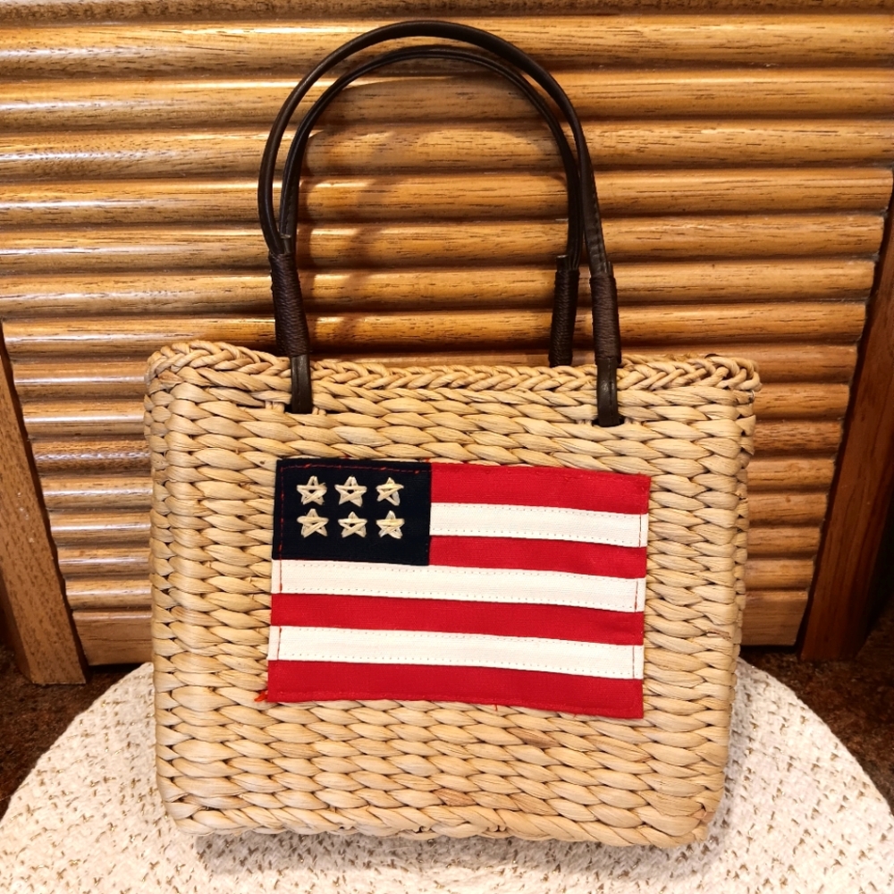 Sonoma Small Brown Wicker Hand Bag Purse USA Flag 7"H x 8 1/2"L x 3"W